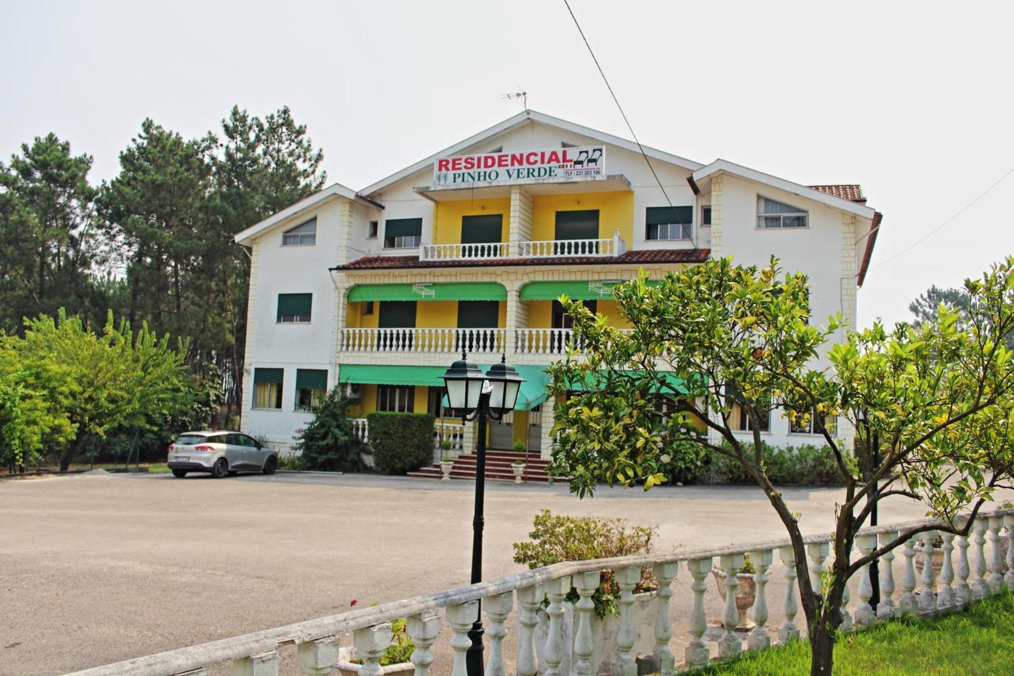 Residencial Pinho Verde メアリャーダ エクステリア 写真